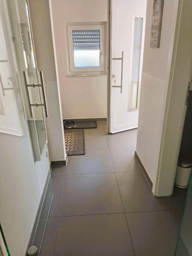 Sylvis Home Zentral Gelegenes Ferienhaus In Ruhiger Lage เฟือร์ท ภายนอก รูปภาพ